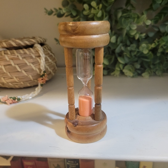 Wooden Hourglass Vintage Mini Glass Orange Sand Timer - Picture 2 of 7